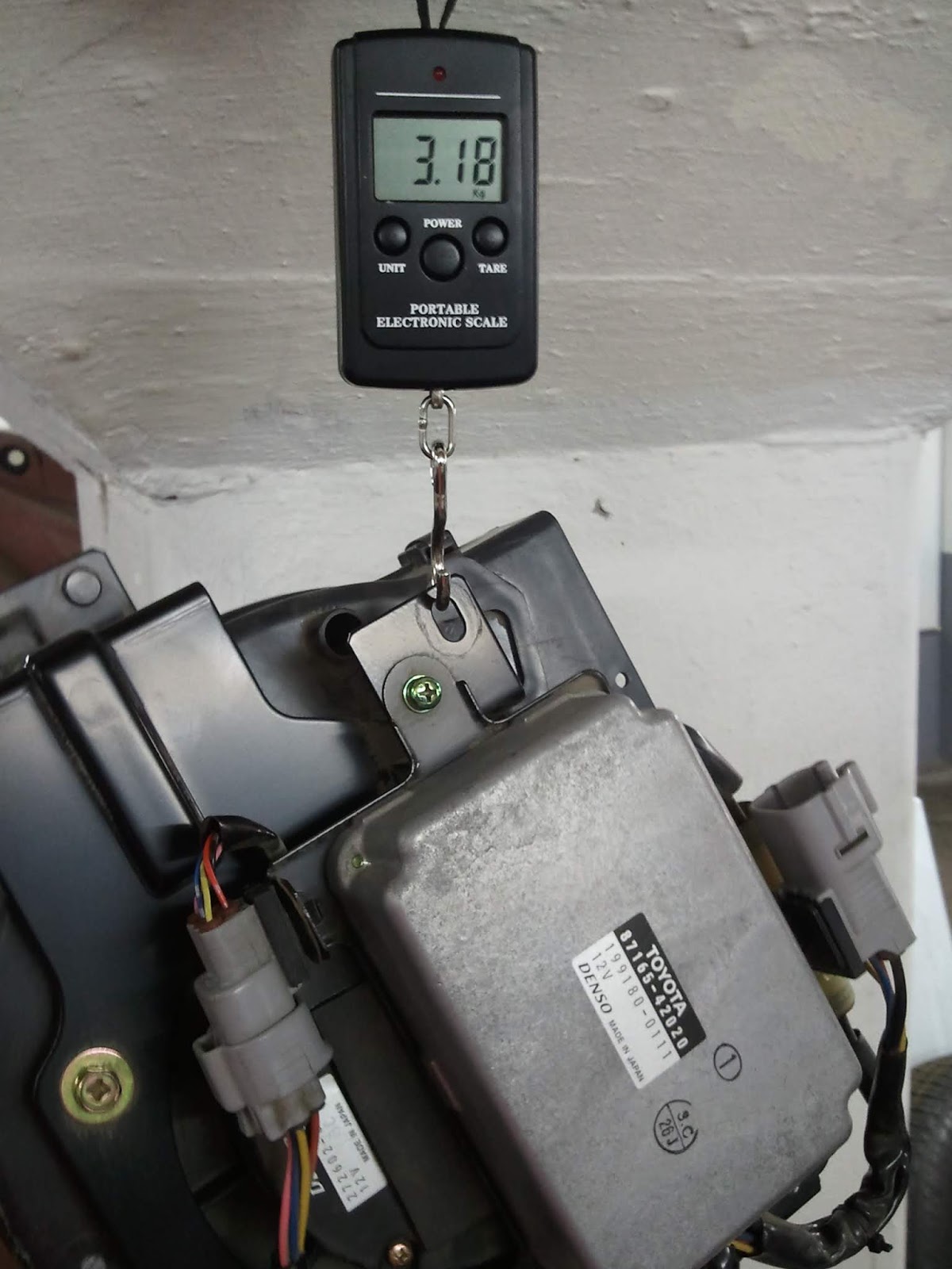 The fan assembly 3.18kg.